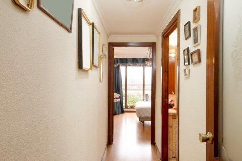 Wohnung zum Verkauf in Sevilla, Seville, Spanien 3 Schlafzimmer, 198 m2 Nr. 61414 - Foto 3