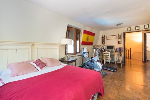 Villa zum Verkauf in Madrid, Spanien 5 Schlafzimmer, 392 m2 Nr. 62079 - Foto 26