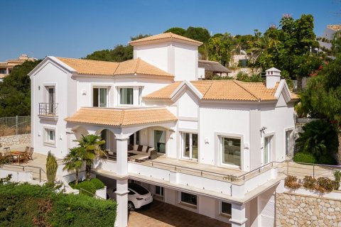 Villa zum Verkauf in Marbella, Malaga, Spanien 4 Schlafzimmer, 790 m2 Nr. 62406 - Foto 1