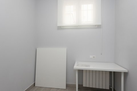 Wohnung zum Verkauf in Madrid, Spanien 4 Schlafzimmer, 98 m2 Nr. 61178 - Foto 24