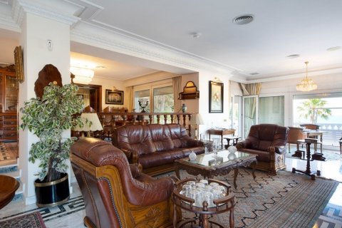 Villa zum Verkauf in Malaga, Spanien 5 Schlafzimmer, 629 m2 Nr. 3652 - Foto 14