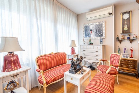 Wohnung zum Verkauf in Madrid, Spanien 3 Schlafzimmer, 114 m2 Nr. 61093 - Foto 7