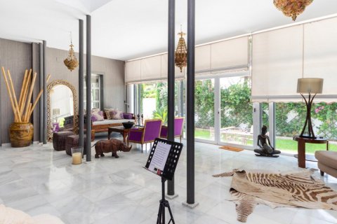 Villa zum Verkauf in Chiclana de la Frontera, Cadiz, Spanien 5 Schlafzimmer, 445 m2 Nr. 62037 - Foto 2