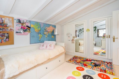 Villa zum Verkauf in Madrid, Spanien 7 Schlafzimmer, 693 m2 Nr. 62707 - Foto 26