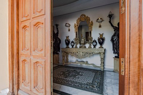 Villa zum Verkauf in Malaga, Spanien 5 Schlafzimmer, 629 m2 Nr. 3652 - Foto 5
