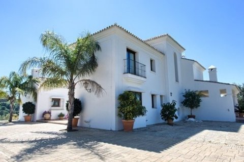 Villa zum Verkauf in Benahavis, Malaga, Spanien 5 Schlafzimmer, 700 m2 Nr. 62223 - Foto 4