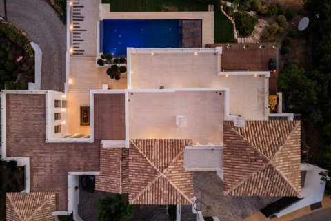 Villa zum Verkauf in Marbella, Malaga, Spanien 5 Schlafzimmer, 860 m2 Nr. 62172 - Foto 18
