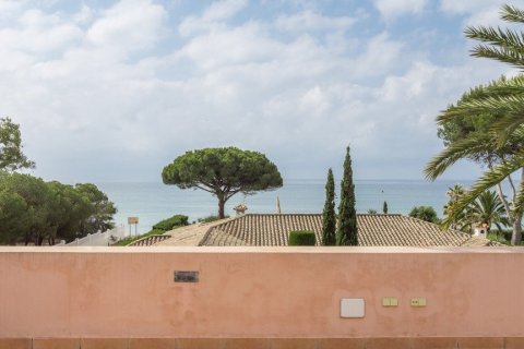 Villa zum Verkauf in El Paraiso, Alicante, Spanien 11 Schlafzimmer, 1.07 m2 Nr. 3453 - Foto 3