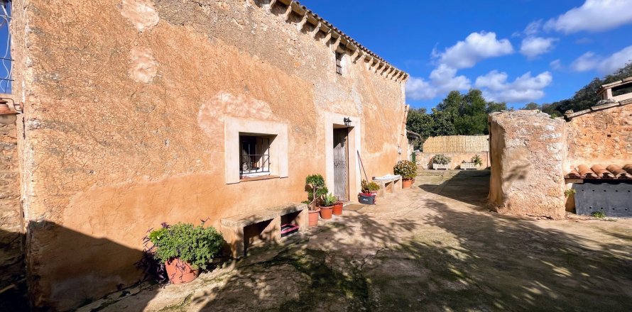 Finca in Costitx, Mallorca, Spanien 3 Schlafzimmer, 311 m2 Nr. 62827