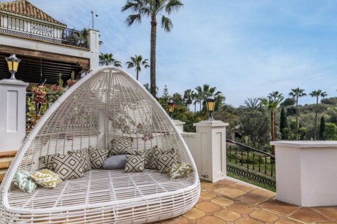 Villa zum Verkauf in El Paraiso, Alicante, Spanien 16 Schlafzimmer, 890.28 m2 Nr. 62035 - Foto 9