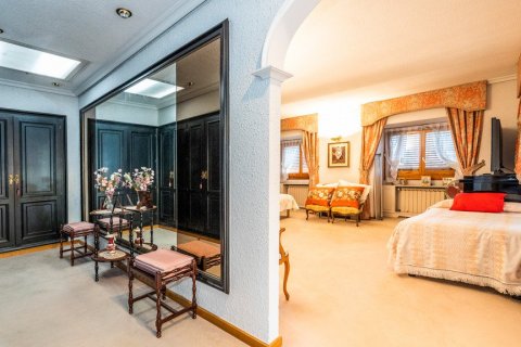 Villa zum Verkauf in Madrid, Spanien 5 Schlafzimmer, 890 m2 Nr. 62241 - Foto 29