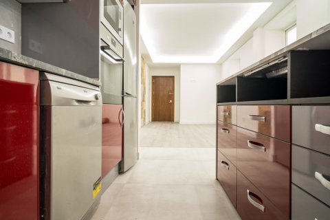 Wohnung zum Verkauf in Madrid, Spanien 2 Schlafzimmer, 166 m2 Nr. 60877 - Foto 6