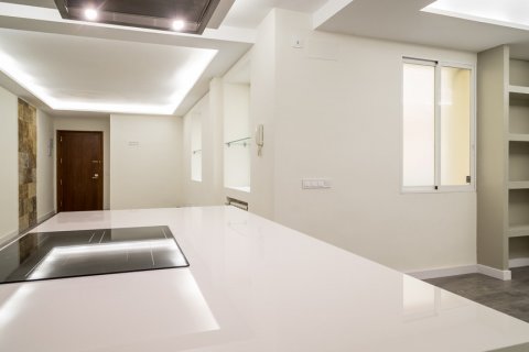 Wohnung zum Verkauf in Madrid, Spanien 2 Schlafzimmer, 166 m2 Nr. 60877 - Foto 9