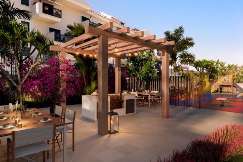 Wohnung zum Verkauf Estepona, Malaga, Spanien 2 Schlafzimmer, 103 m2 Nr. 61013 - Foto 2
