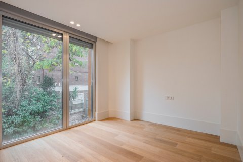 Villa zum Verkauf Madrid, Spanien 5 Schlafzimmer, 376 m2 Nr. 62377 - Foto 14