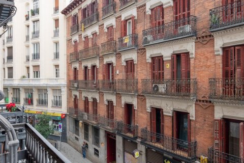 Wohnung zum Verkauf in Madrid, Spanien 3 Schlafzimmer, 196 m2 Nr. 61671 - Foto 14