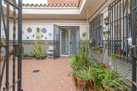 Villa zum Verkauf in Malaga, Spanien 11 Schlafzimmer, 1.03 m2 Nr. 3657 - Foto 23