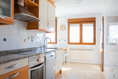 Villa zum Verkauf in El Escorial, Madrid, Spanien 4 Schlafzimmer, 435 m2 Nr. 62010 - Foto 8