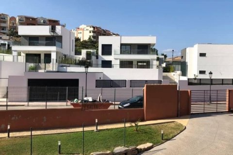 Villa zum Verkauf in Manilva, Malaga, Spanien 4 Schlafzimmer, 184 m2 Nr. 3594 - Foto 19