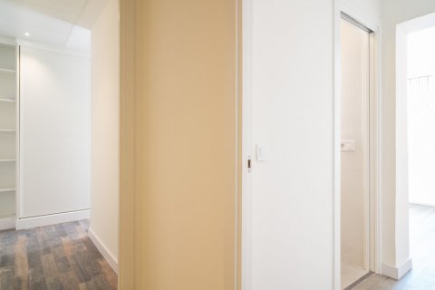 Wohnung zum Verkauf in Madrid, Spanien 2 Schlafzimmer, 166 m2 Nr. 60877 - Foto 27