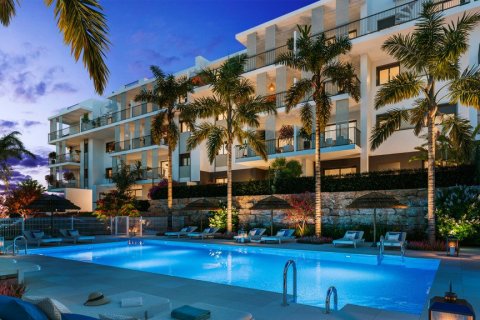 Wohnung zum Verkauf Estepona, Malaga, Spanien 2 Schlafzimmer, 103 m2 Nr. 61013 - Foto 1
