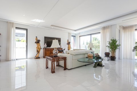 Villa zum Verkauf in Marbella, Malaga, Spanien 5 Schlafzimmer, 832.19 m2 Nr. 62354 - Foto 6