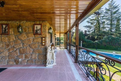 Villa zum Verkauf in Pozuelo de Alarcon, Madrid, Spanien 6 Schlafzimmer, 582 m2 Nr. 62287 - Foto 5