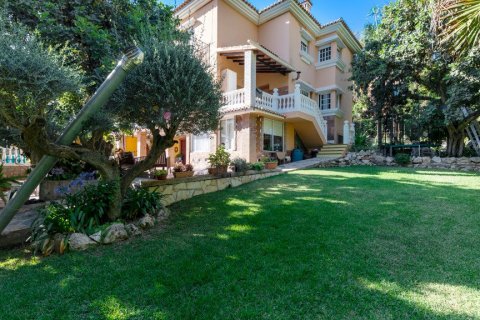 Villa zum Verkauf in Malaga, Spanien 7 Schlafzimmer, 459 m2 Nr. 62108 - Foto 4