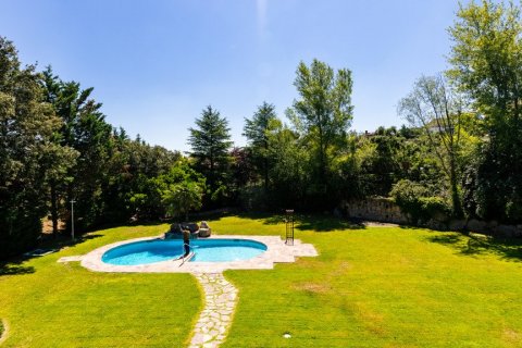 Villa zur Miete in Ciudalcampo, Madrid, Spanien 5 Schlafzimmer, 575 m2 Nr. 62346 - Foto 27