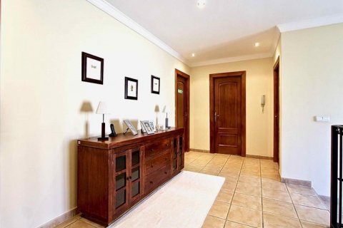 Villa zum Verkauf in Santa Ponsa, Mallorca, Spanien 5 Schlafzimmer, 330 m2 Nr. 18466 - Foto 9