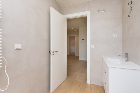 House zum Verkauf in Madrid, Spanien 5 Schlafzimmer, 367.8 m2 Nr. 62116 - Foto 25