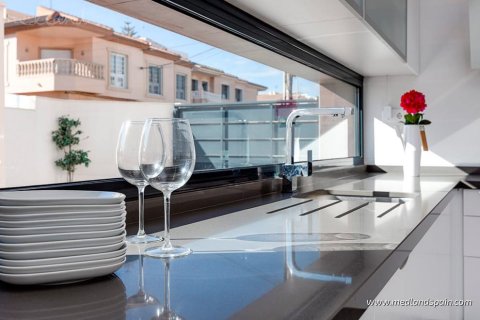 Villa en venta en Pilar de la Horadada, Alicante, España 3 dormitorios, 118 m2 No. 9467 - foto 6