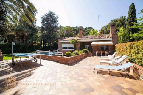 Villa en venta en Cabrils, Barcelona, España 4 dormitorios, 400 m2 No. 8796 - foto 17
