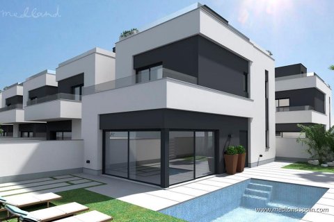 Villa en venta en La Zenia, Alicante, España 3 dormitorios, 117 m2 No. 9419 - foto 3