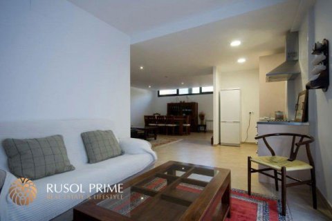 Villa en venta en Caldes d'Estrac, Barcelona, España 4 dormitorios, 350 m2 No. 8754 - foto 11