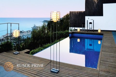 Villa en venta en Sitges, Barcelona, España 4 dormitorios, 465 m2 No. 8819 - foto 4