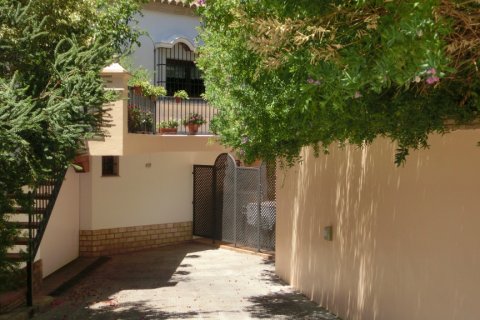 Villa en venta en El Puerto de Santa María, Cádiz, España 6 dormitorios, 661 m2 No. 3194 - foto 10
