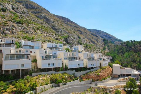 Villa en venta en Altea, Alicante, España 5 dormitorios, 238 m2 No. 9283 - foto 2
