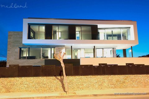 Villa en venta en Torre de la Horadada, Alicante, España 7 dormitorios, 540 m2 No. 9428 - foto 10