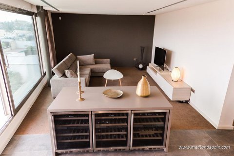 Villa en venta en Torre de la Horadada, Alicante, España 7 dormitorios, 540 m2 No. 9428 - foto 11