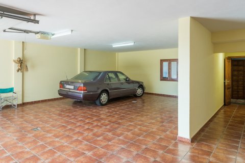 Villa en venta en Las Palmas De Gran Canaria, Gran Canaria, España 7 dormitorios, 571 m2 No. 3527 - foto 18