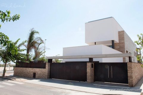 Villa en venta en Torre de la Horadada, Alicante, España 7 dormitorios, 540 m2 No. 9428 - foto 7