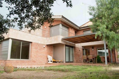 Villa en venta en Vilassar de Dalt, Barcelona, España 5 dormitorios, 395 m2 No. 8746 - foto 6