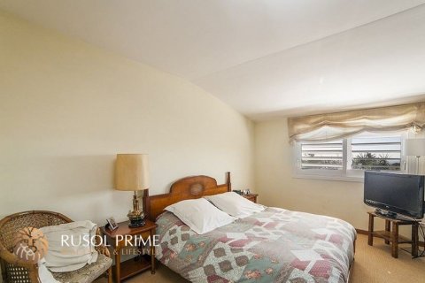 Villa en venta en Sant Andreu de Llavaneres, Barcelona, España 4 dormitorios, 400 m2 No. 8782 - foto 8