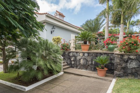 Villa en venta en Las Palmas De Gran Canaria, Gran Canaria, España 7 dormitorios, 571 m2 No. 3527 - foto 10
