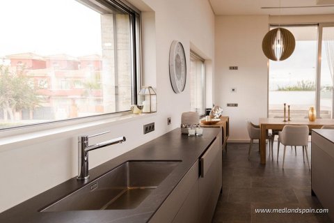 Villa en venta en Torre de la Horadada, Alicante, España 7 dormitorios, 540 m2 No. 9428 - foto 15