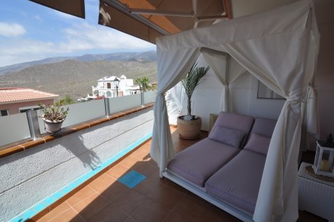 Apartamento en venta en Torviscas, Tenerife, España 2 dormitorios, 90 m2 No. 18350 - foto 3