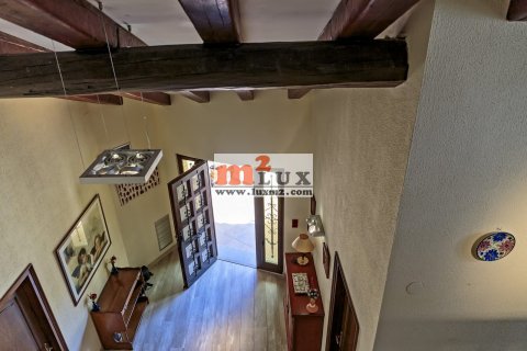 Villa en venta en Sant Feliu de Guíxols, Gerona, España 5 dormitorios, 689 m2 No. 16750 - foto 16
