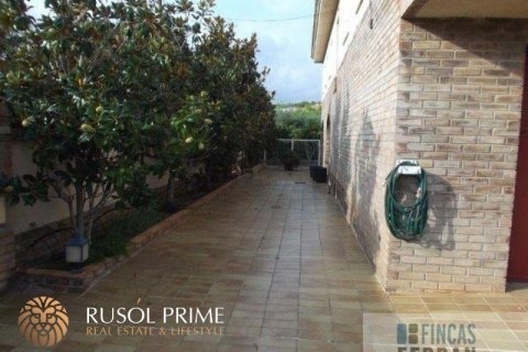 Сasa en venta Coma-Ruga, Tarragona, España 4 dormitorios, 320 m2 No. 11983 - foto 4