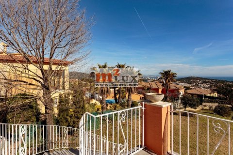 Villa en venta en Sant Feliu de Guíxols, Gerona, España 5 dormitorios, 250 m2 No. 16714 - foto 16